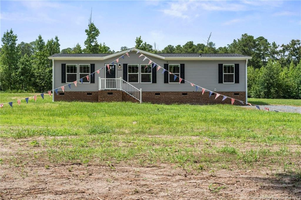 18201 Barnes Bridge Road, Laurinburg, NC 28302