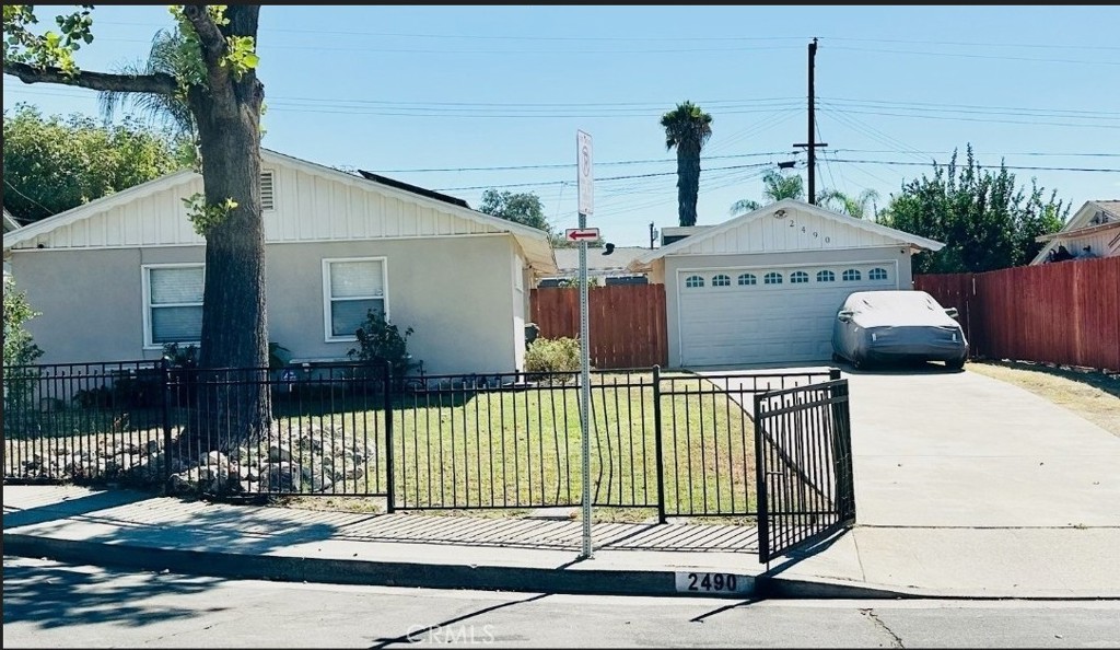 2490 Alder Street