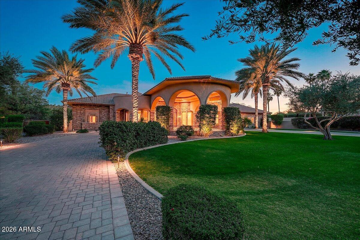 4807 E CRYSTAL Lane, Paradise Valley, AZ 85253