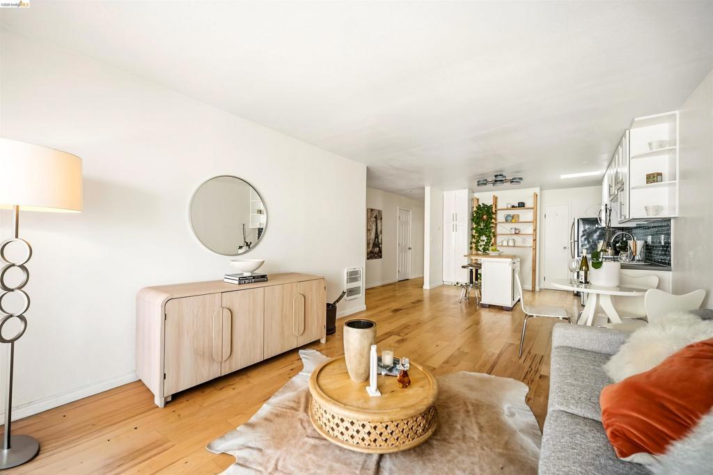 427 Lagunitas Ave 305