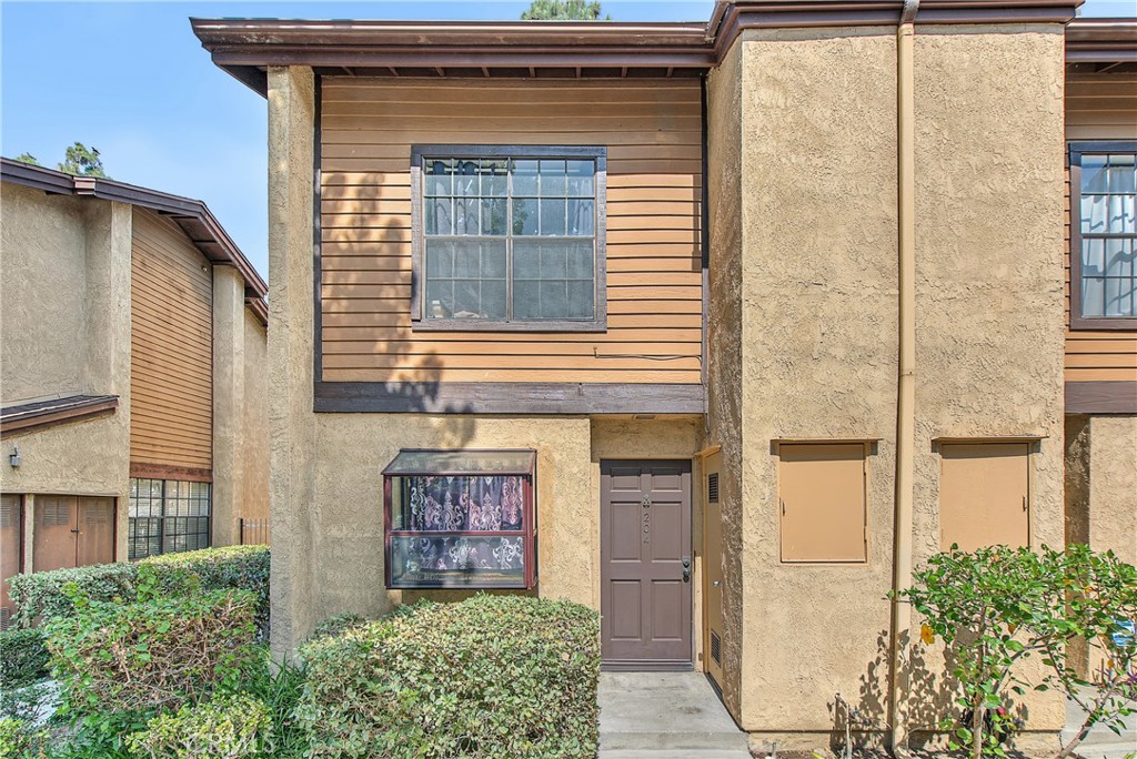 4140 Workman Mill Road 204