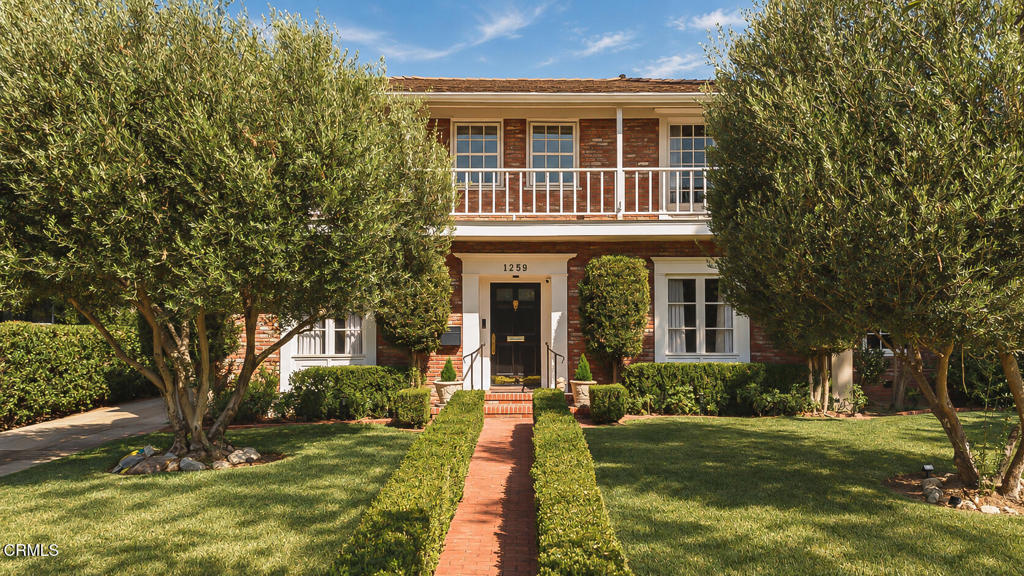 1259 Roanoke Road