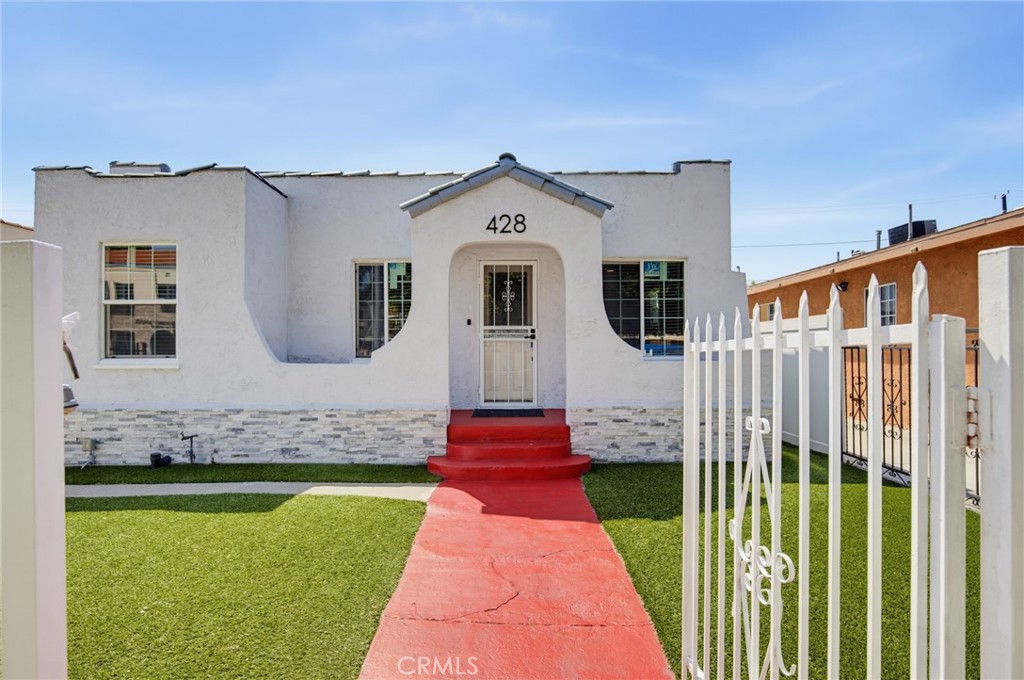428 W 98th