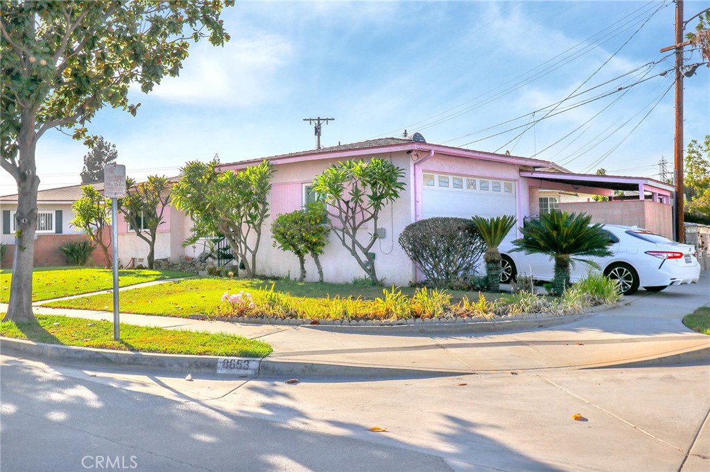 8653 Norwood Place