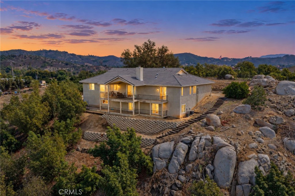24135 Mirasol Way