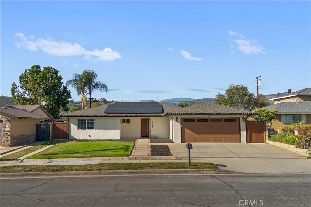 1143 E Juanita Avenue