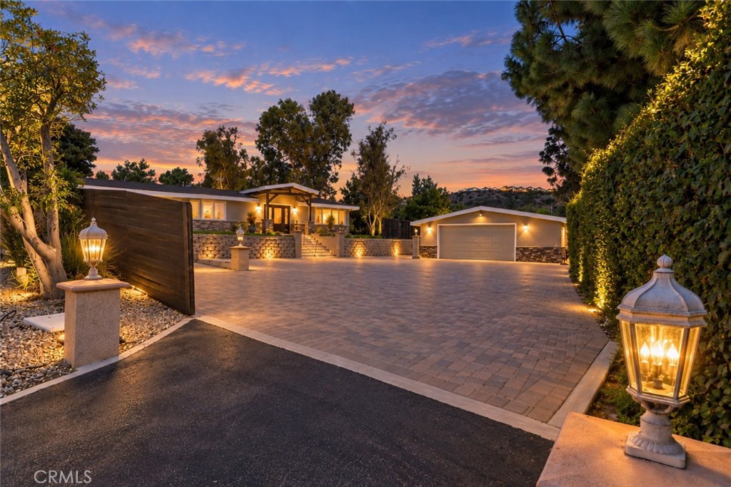 12756 Barrett Lane