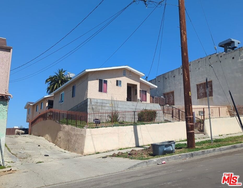 341 N Savannah Street