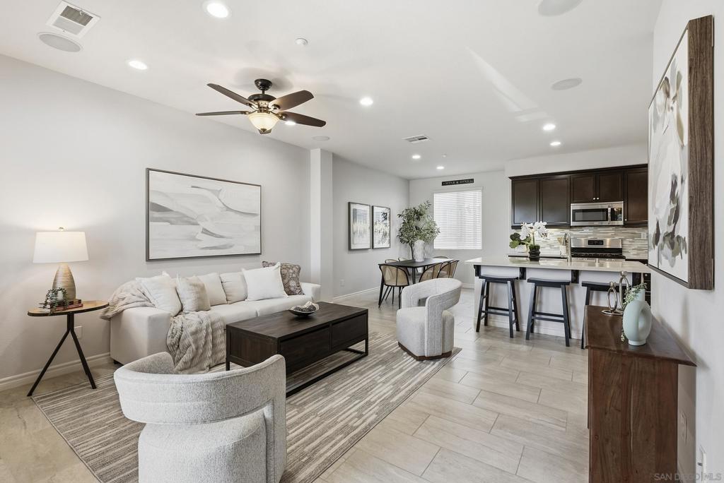 2326 Sentinel Ln