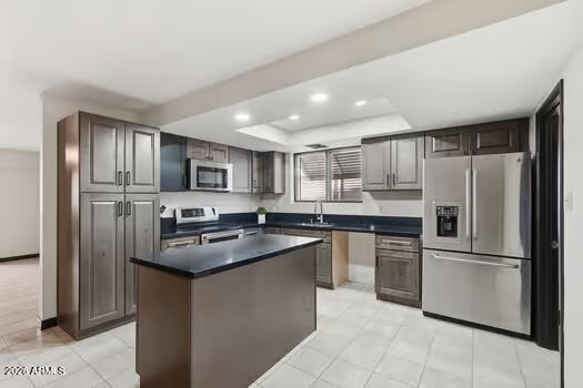 5147 W EARLL Drive, Phoenix, AZ 85031