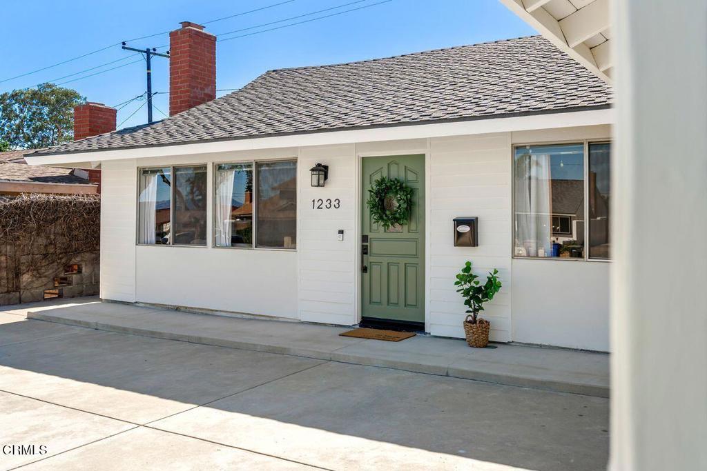 1233 Winford Avenue