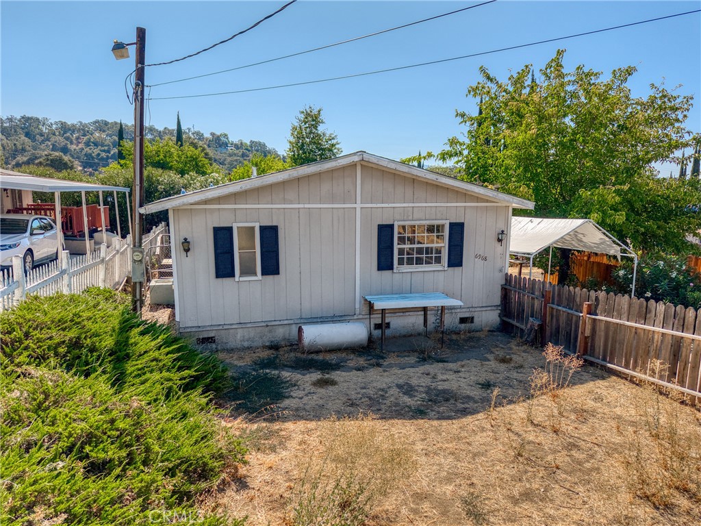 6968 Butte
