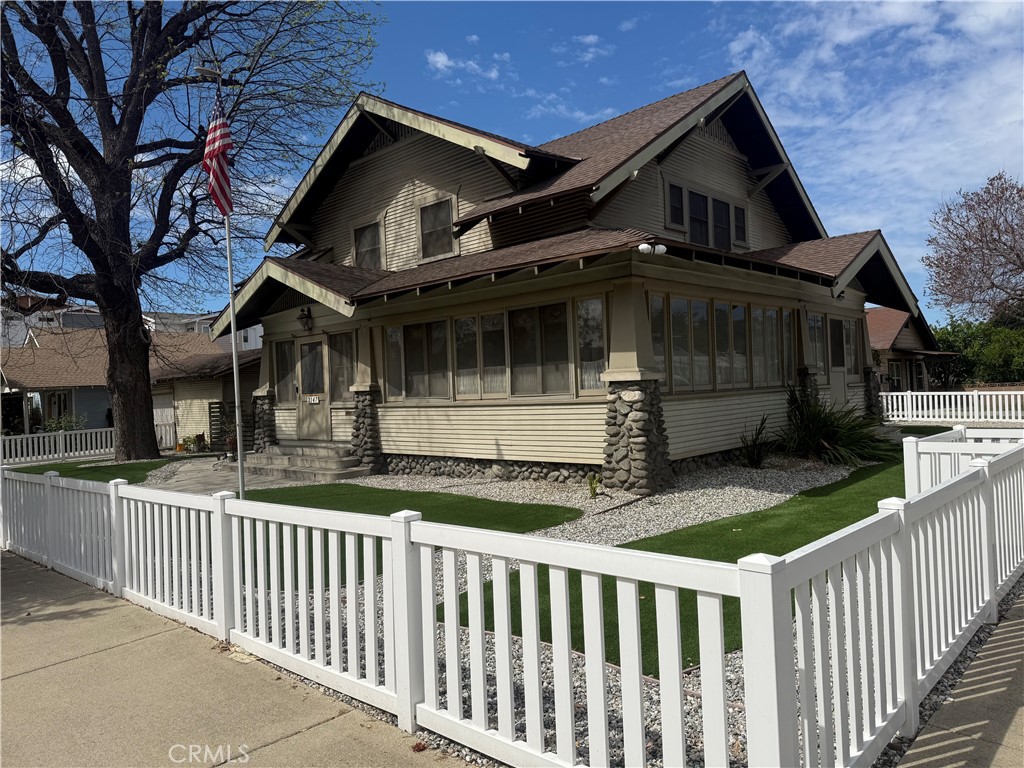 2147 N White