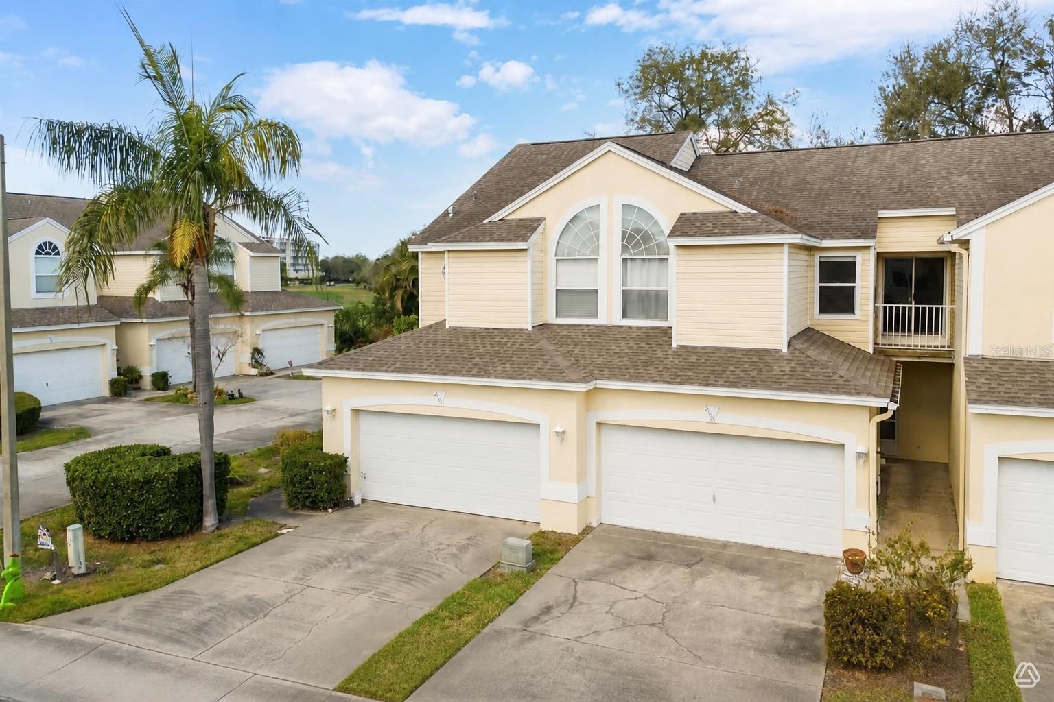 1050 STARKEY Road #2102, Largo, FL, 33771 — assumable FHA mortgage at 6.88%