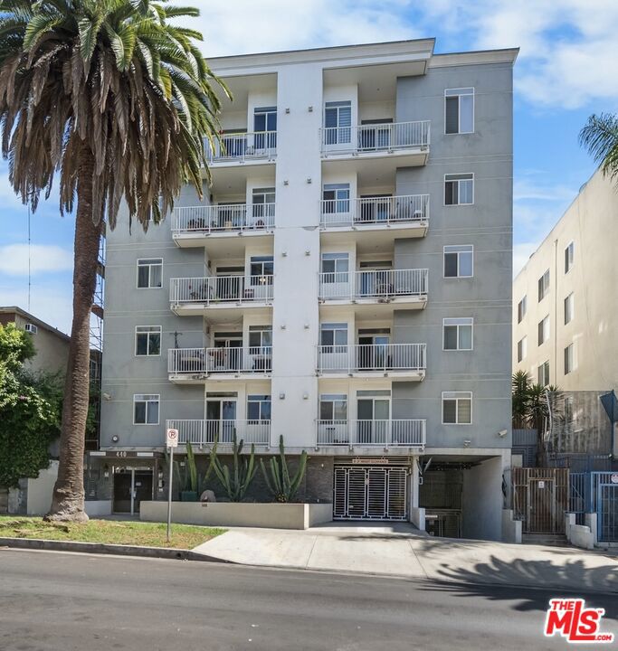 440 S Occidental Boulevard 104
