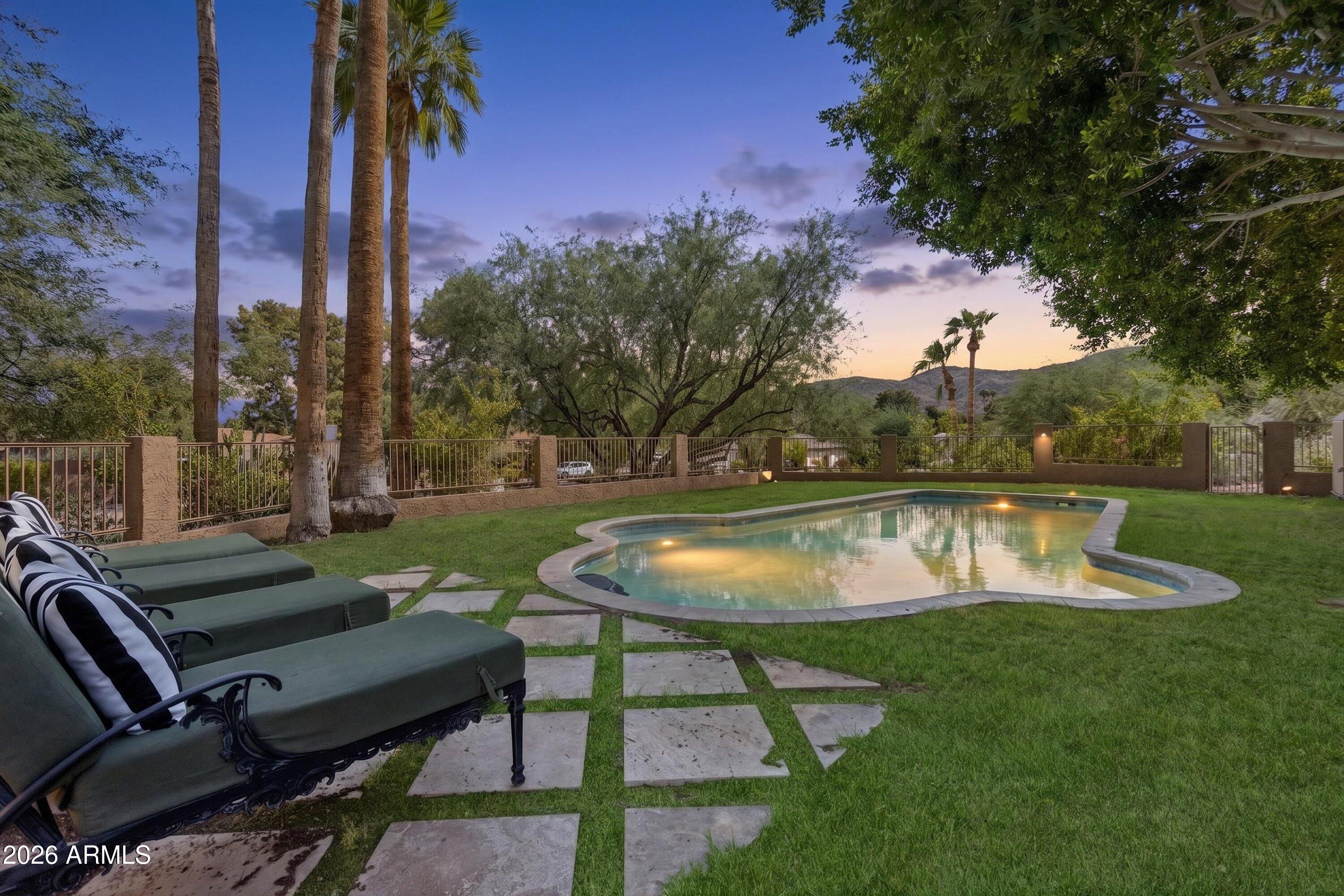 14018 N CORAL GABLES Drive, Phoenix, AZ 85023