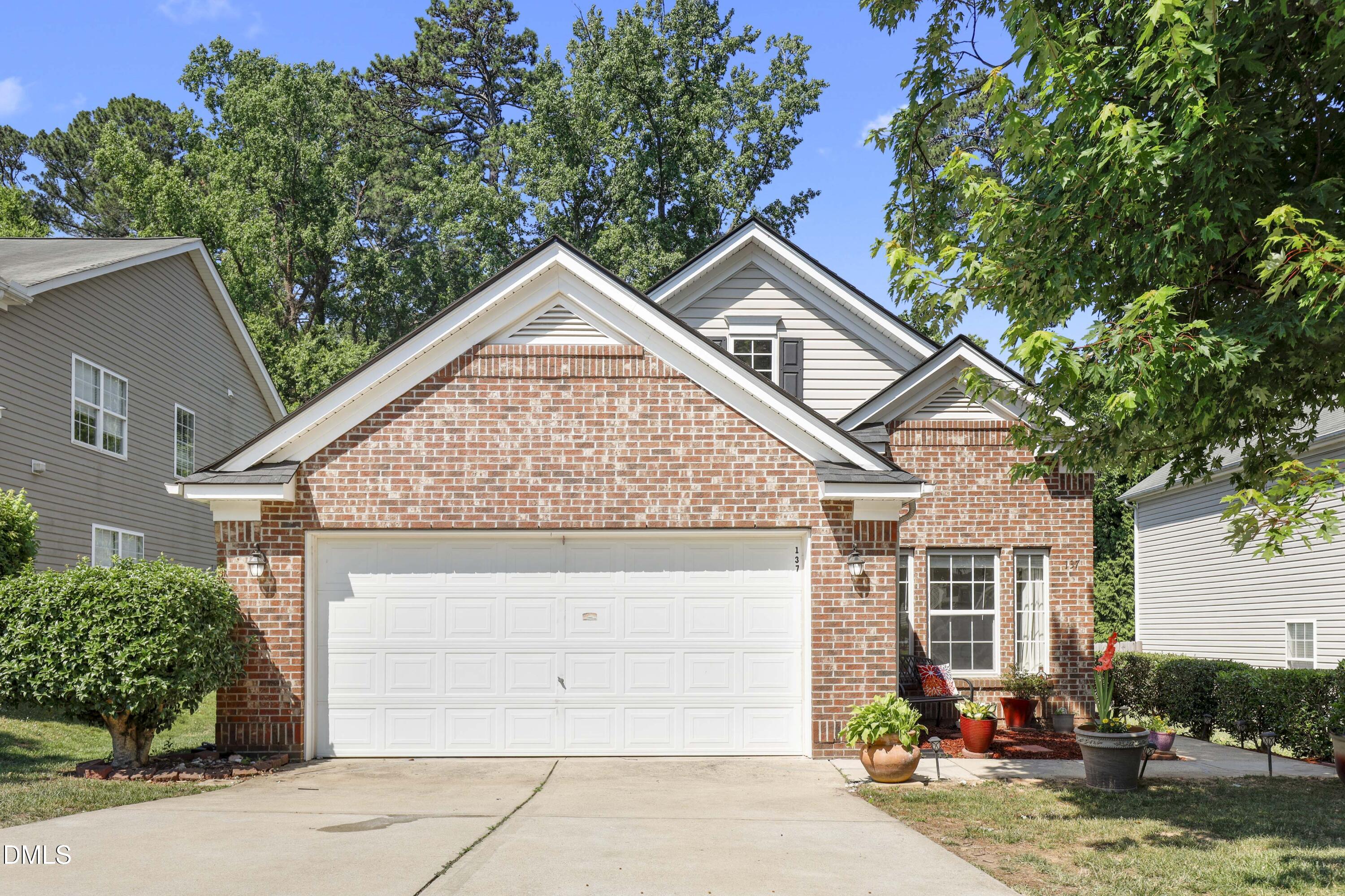 137 Georgetowne Drive, Clayton, NC 27520