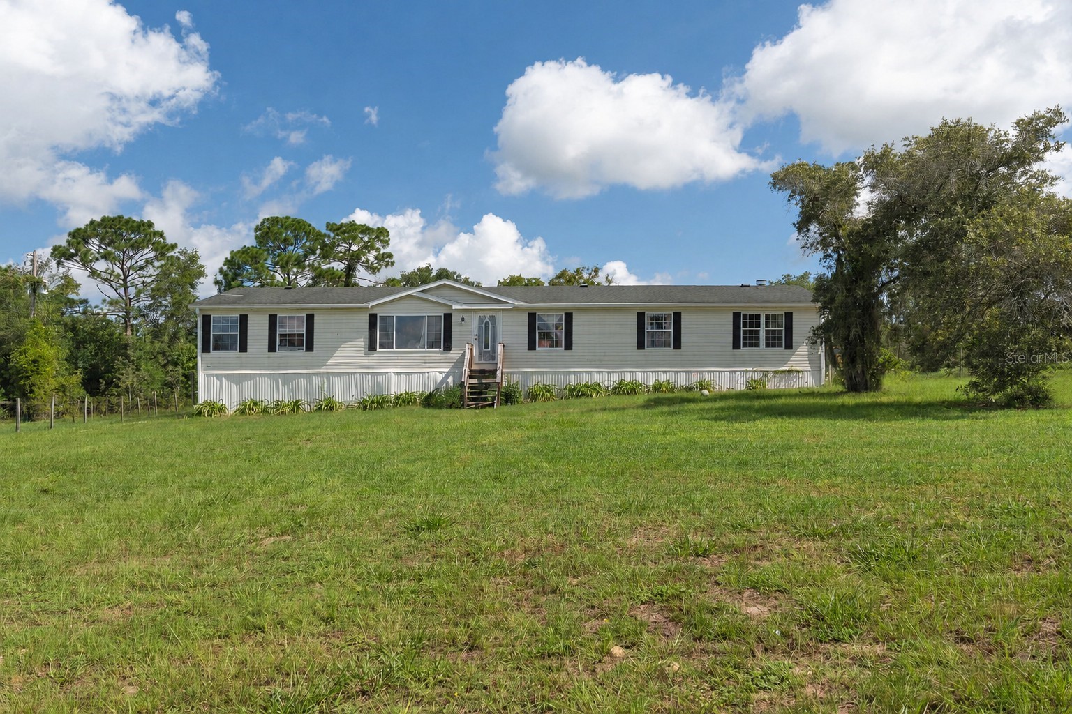 13317 MOON Road, Brooksville, FL, 34613 — assumable FHA mortgage at 3.25%