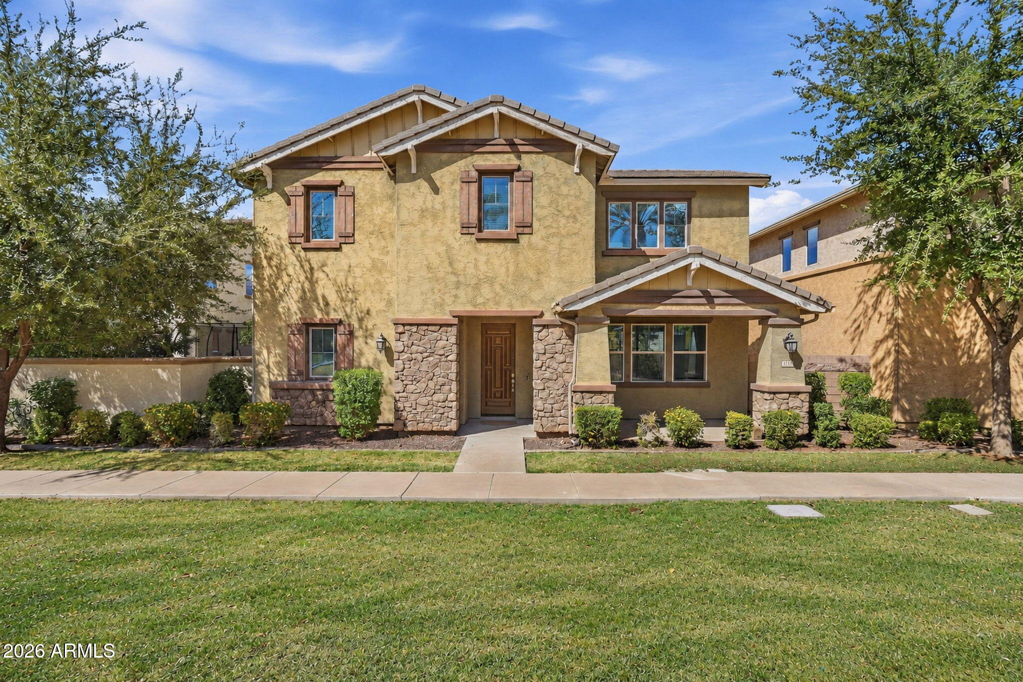 3713 E LESLIE Drive, Gilbert, AZ 85296