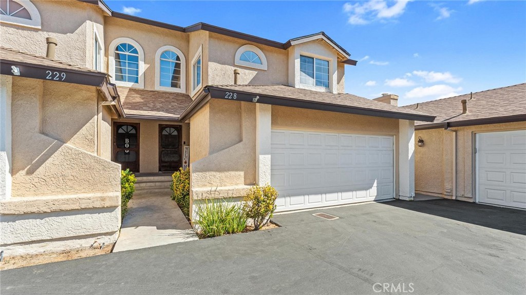 22905 Banyan #228, Saugus, CA, 91390 — assumable FHA mortgage at 3.03%