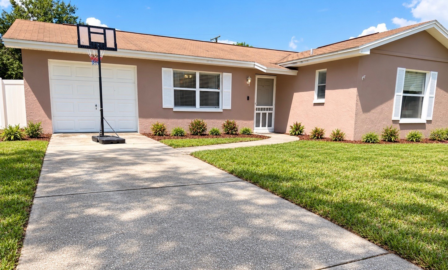 6044 FAUNA Lane, Apollo Beach, FL, 33572 — assumable FHA mortgage at 2.80%