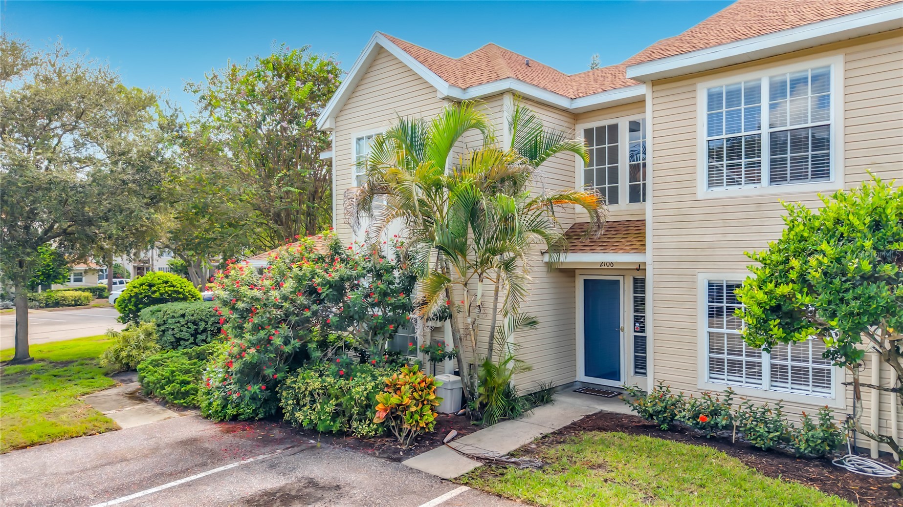 2106 CLOVER HILL Road, Palm Harbor, FL, 34683 — assumable FHA mortgage at 3.64%