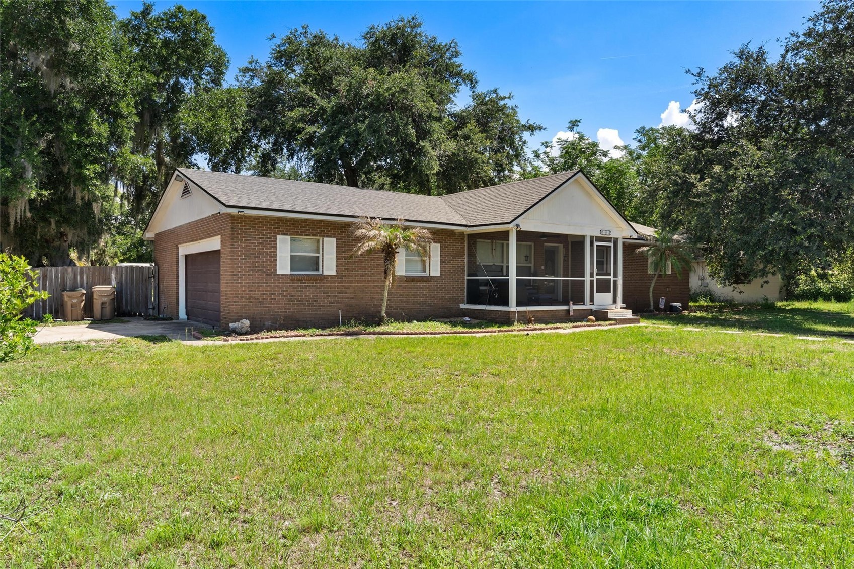 14407 LAKE JUNIETTA Drive, Tavares, FL, 32778 — assumable FHA mortgage at 4.05%