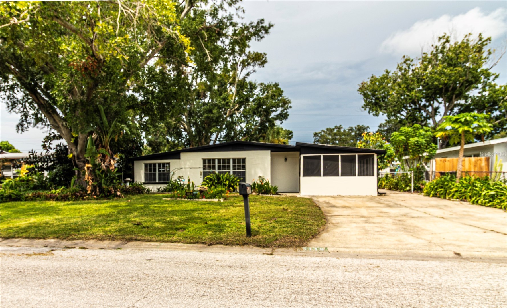5116 ELDORADO Drive, Tampa, FL, 33615 — assumable FHA mortgage at 5.10%