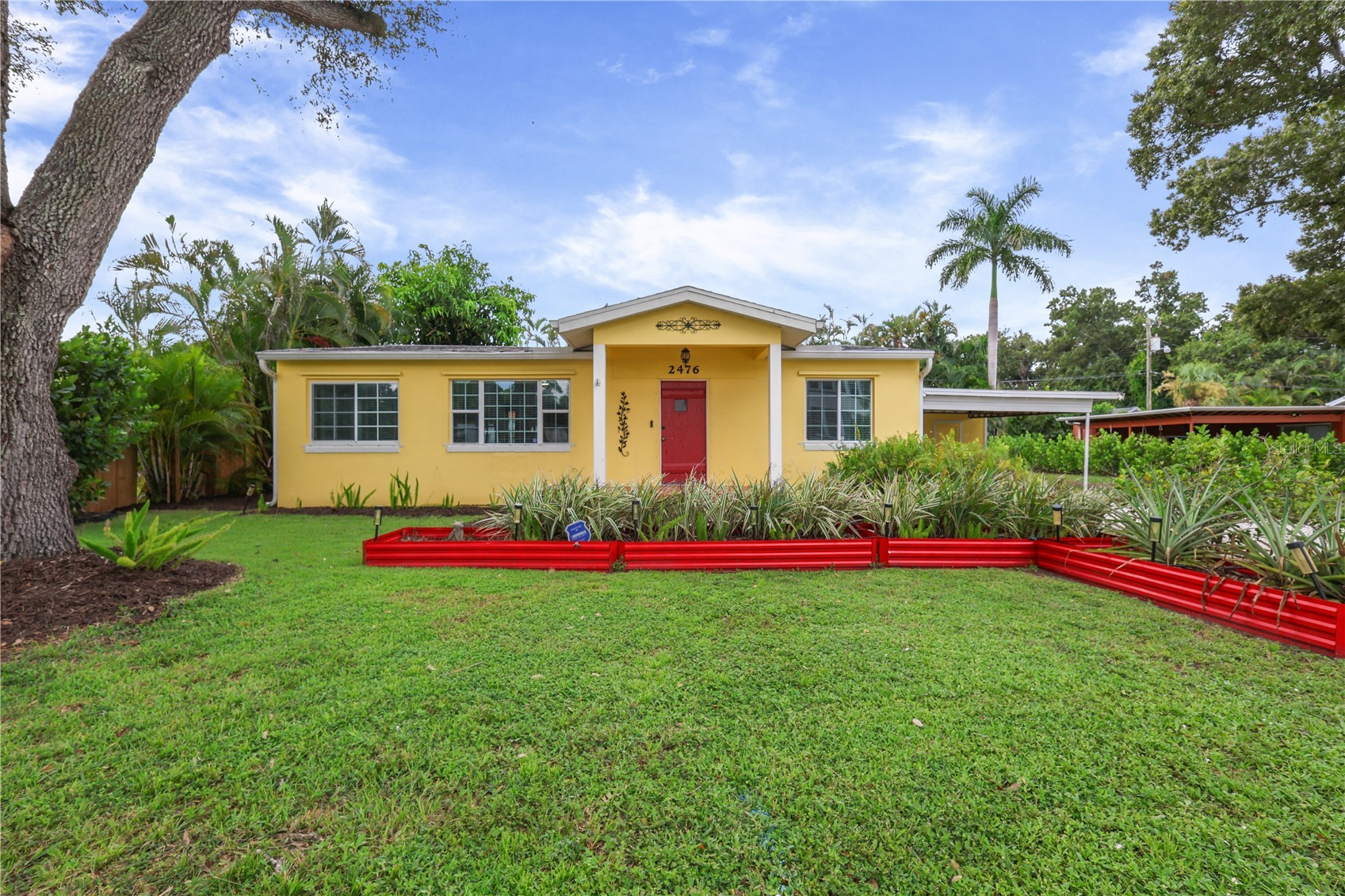 2476 EUCLID Avenue, Fort Myers, FL, 33901 — assumable FHA mortgage at 3.47%