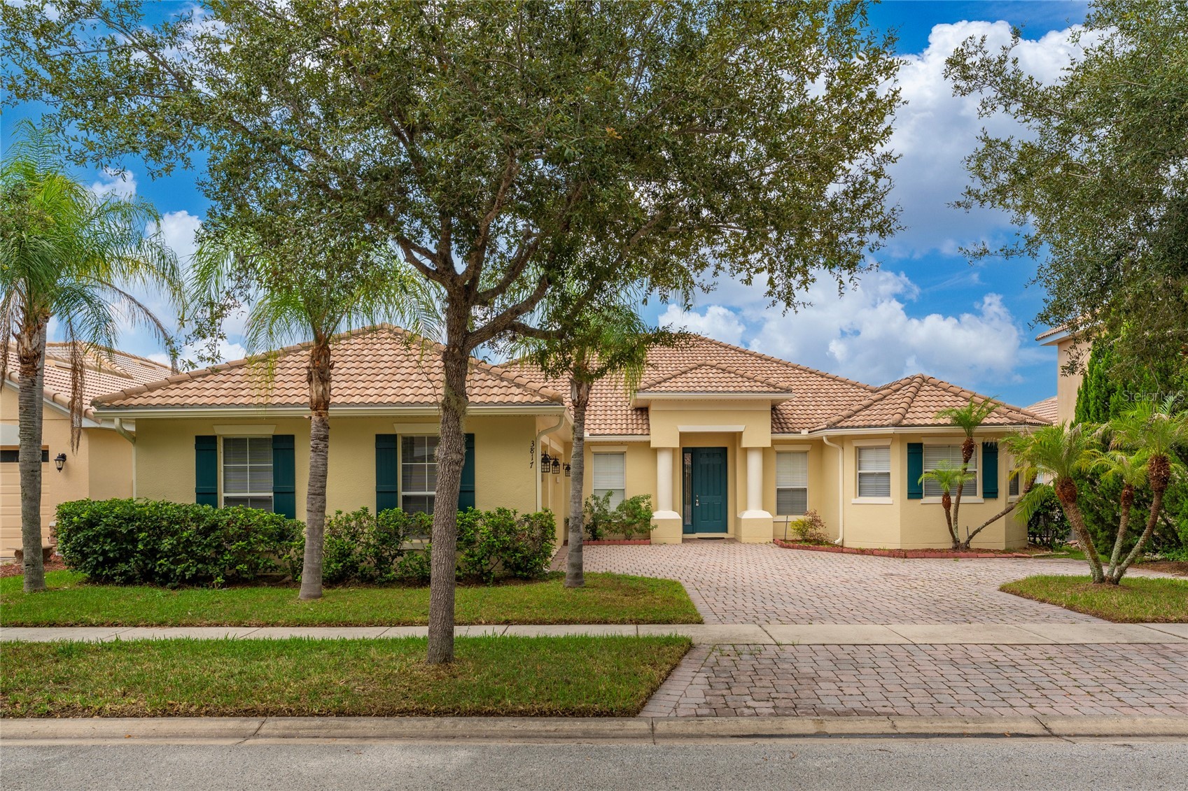 3817 GOLDEN FEATHER Way, Kissimmee, FL, 34746 — assumable VA mortgage at 2.90%