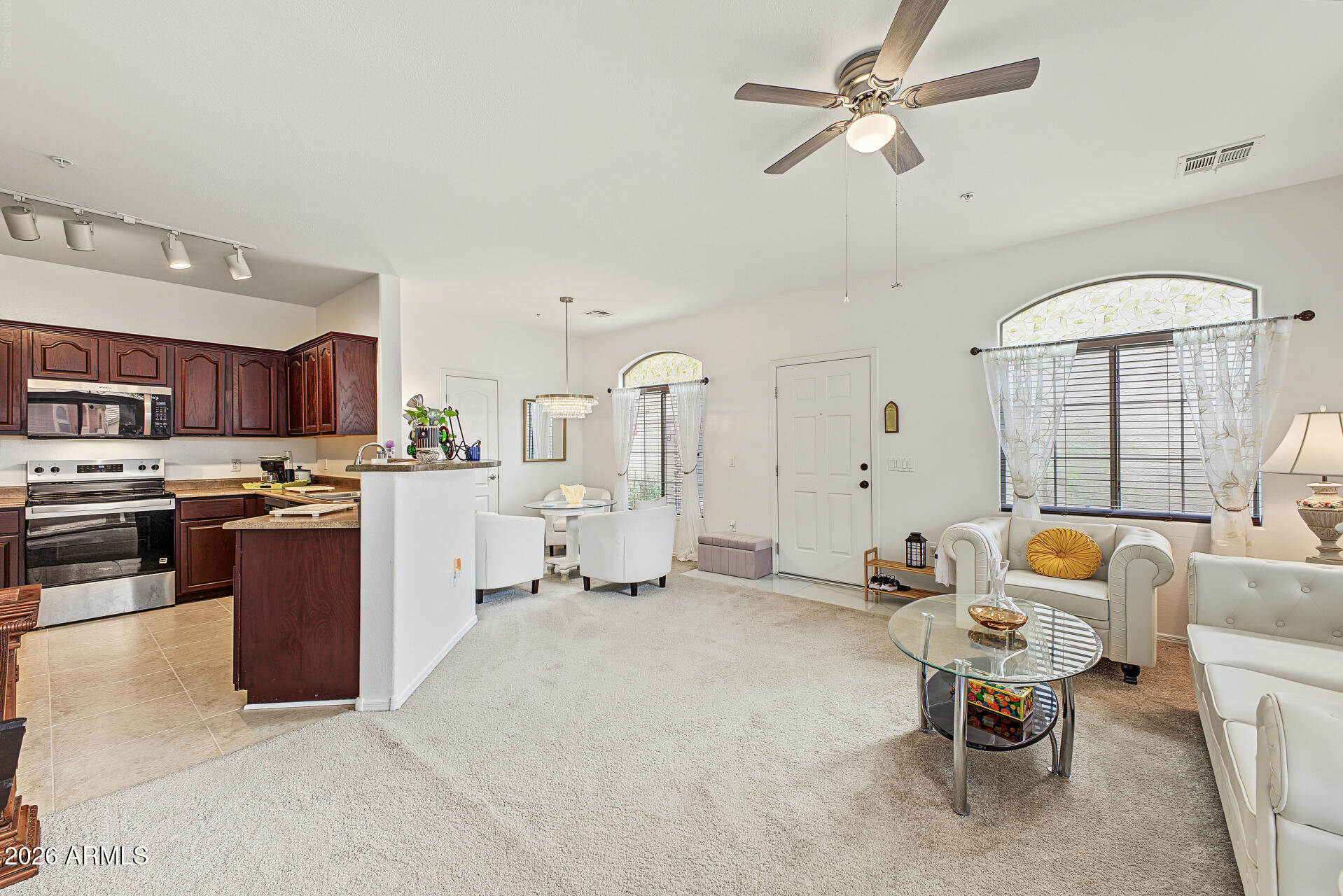 1350 GREENFIELD Road #1073, Mesa, AZ, 85206 — assumable FHA mortgage at 3.78%