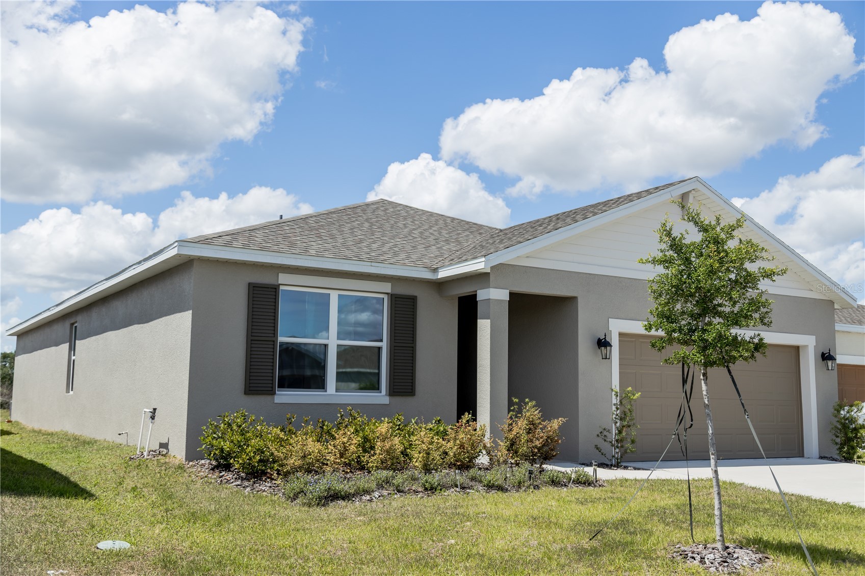 661 CROWN ROSE Drive, Eagle Lake, FL, 33839 — assumable VA mortgage at 6.86%