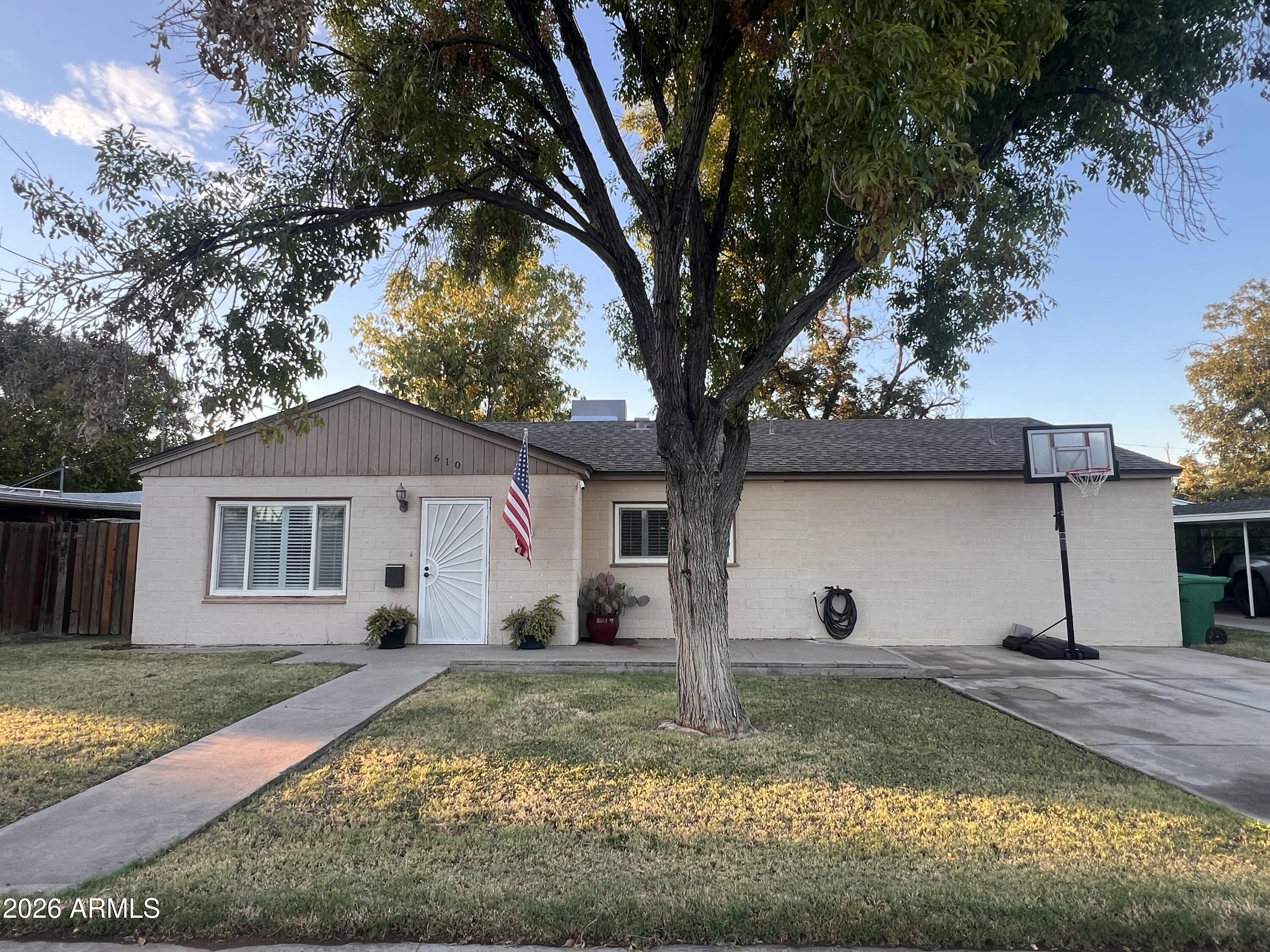 610 1ST Place, Mesa, AZ, 85203 — assumable FHA mortgage at 3.92%