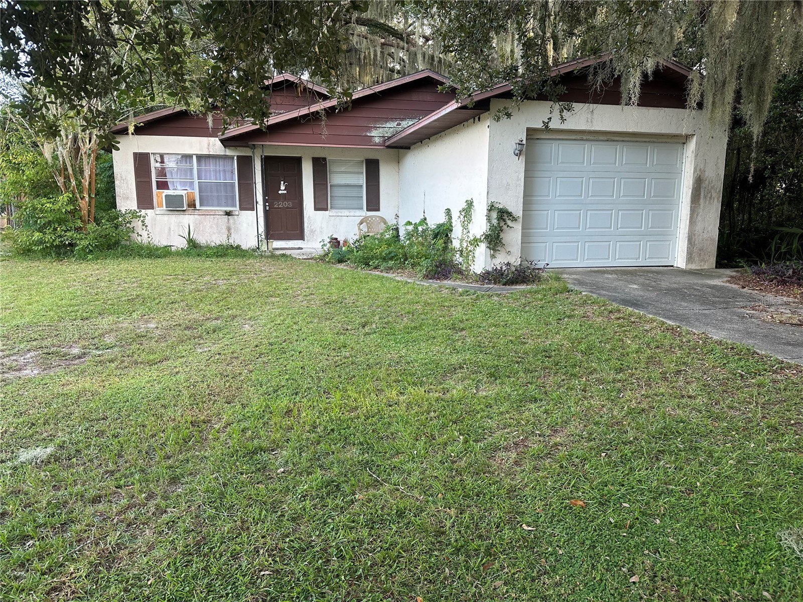 2203 BUTLER Street, Leesburg, FL, 34748 — assumable FHA mortgage at 3.51%