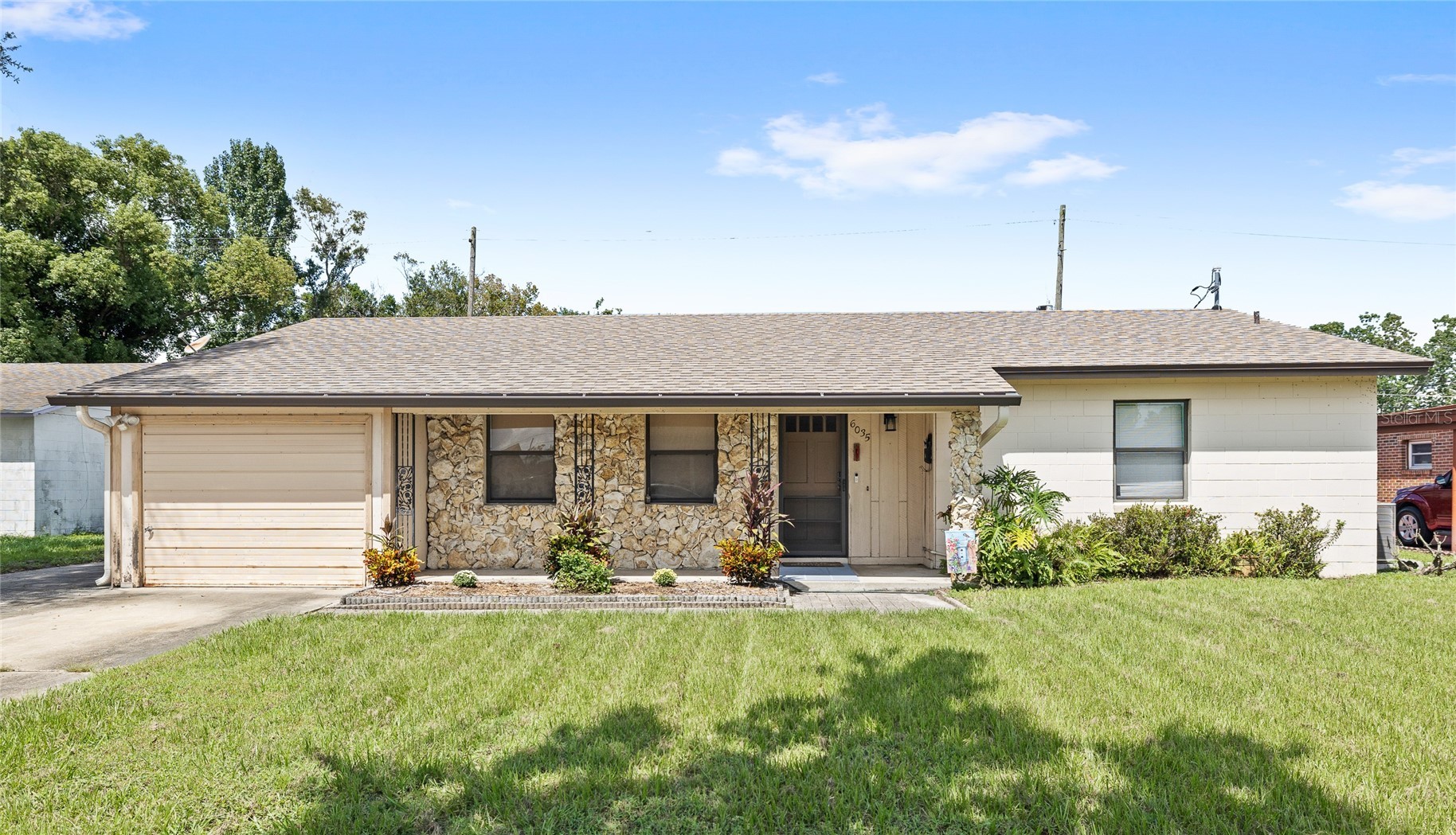 6035 MARY LYNN Court, Orlando, FL, 32807 — assumable FHA mortgage at 7.47%