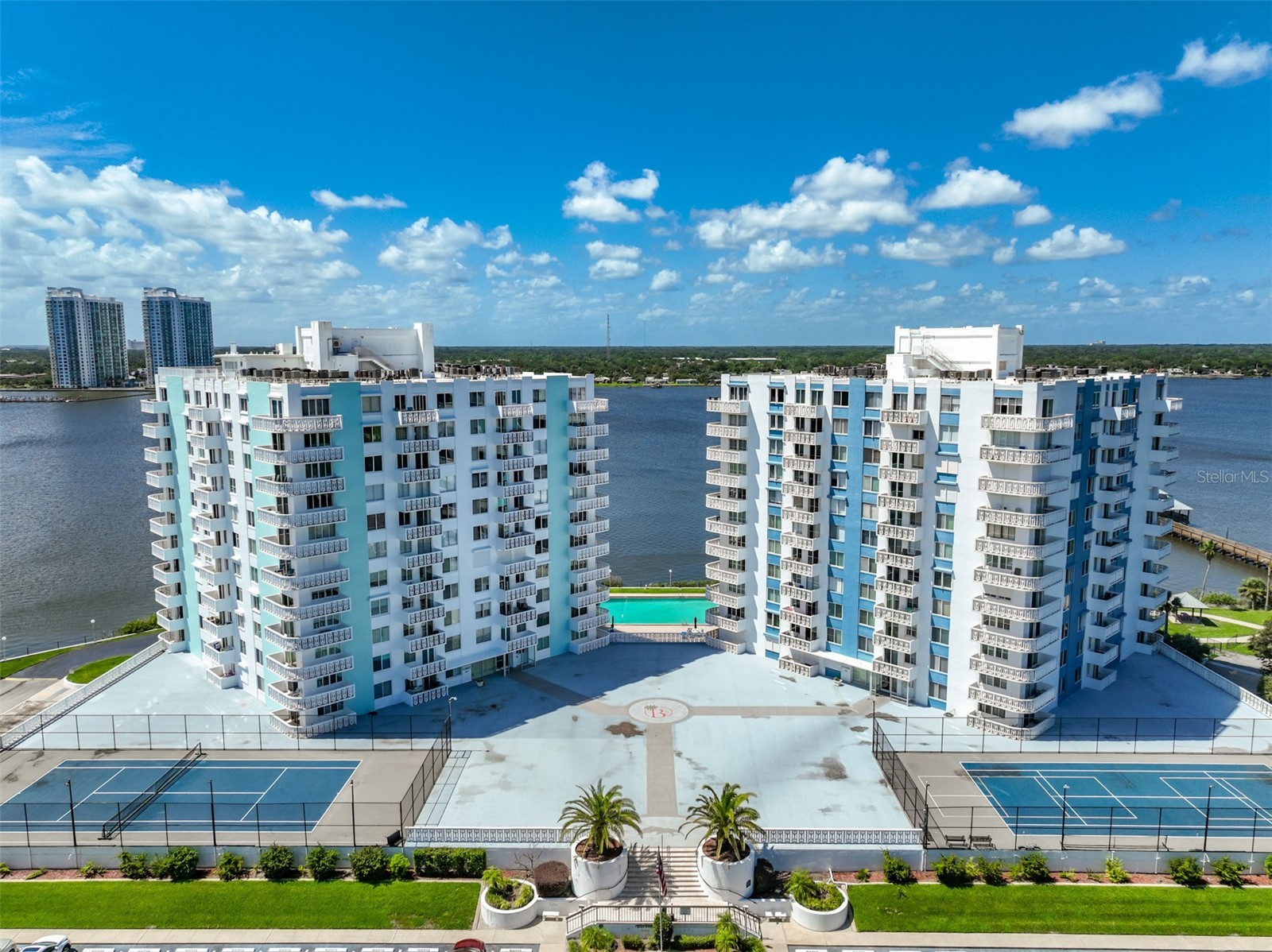 925 HALIFAX Avenue #910, Daytona Beach, FL, 32118 — assumable FHA mortgage at 6.42%