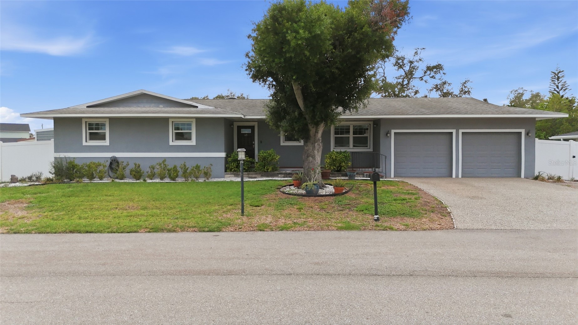 611 LEONA Avenue, Ellenton, FL, 34222 — assumable VA mortgage at 5.23%