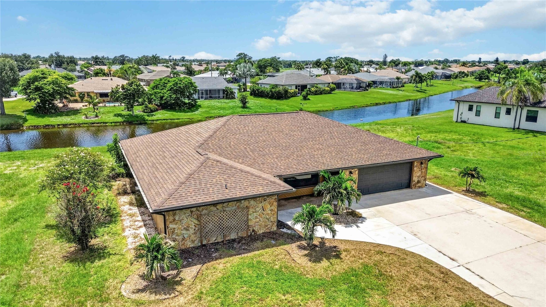 166 MARK TWAIN Lane, Rotonda West, FL, 33947 — assumable VA mortgage at 4.00%