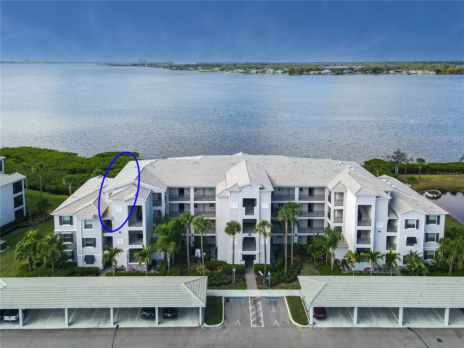 1030 TIDEWATER SHORES Loop #401, Bradenton, FL, 34208 — assumable VA mortgage at 2.99%