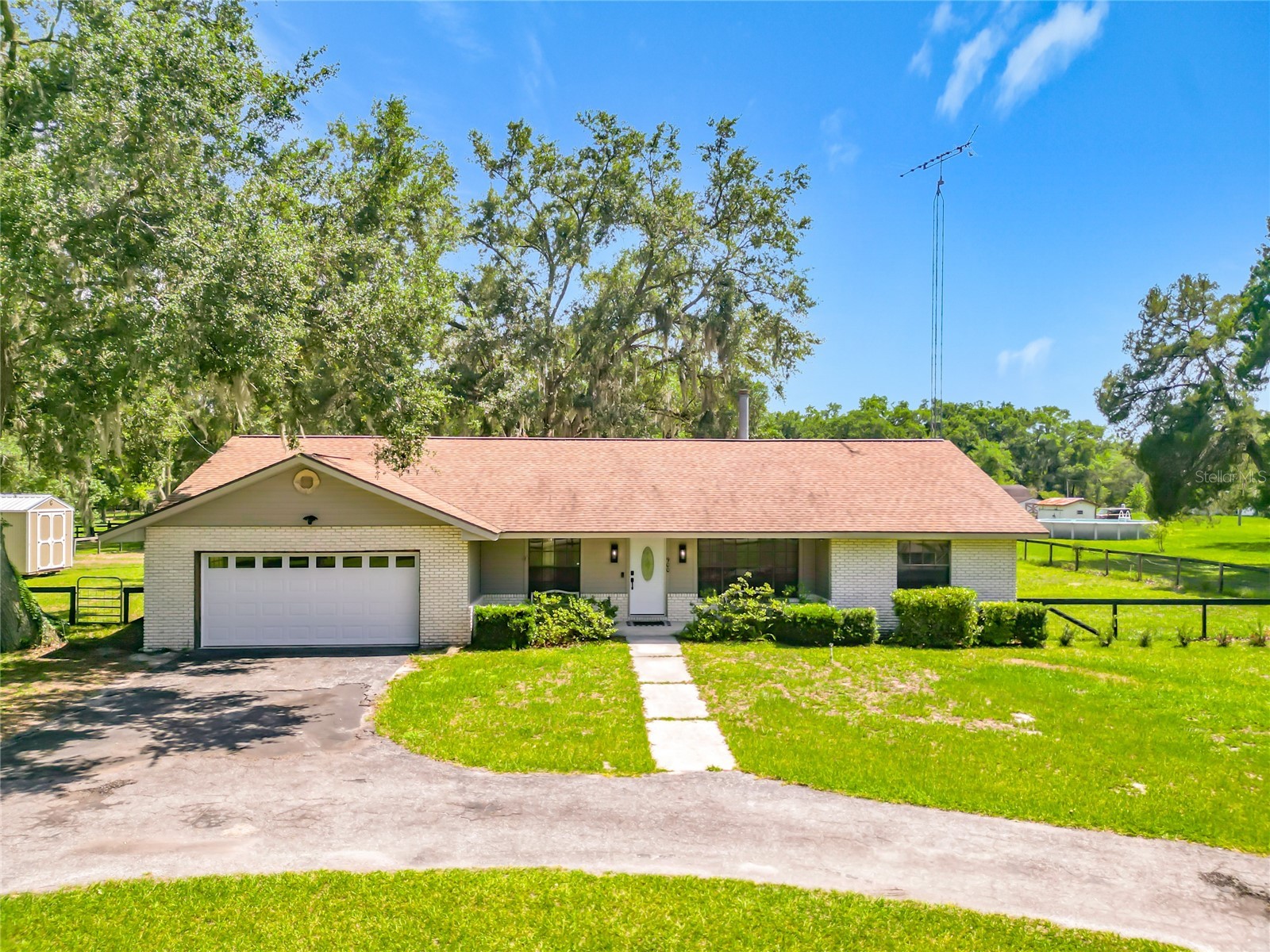 900 165TH Street, Citra, FL, 32113 — assumable FHA mortgage at 6.60%
