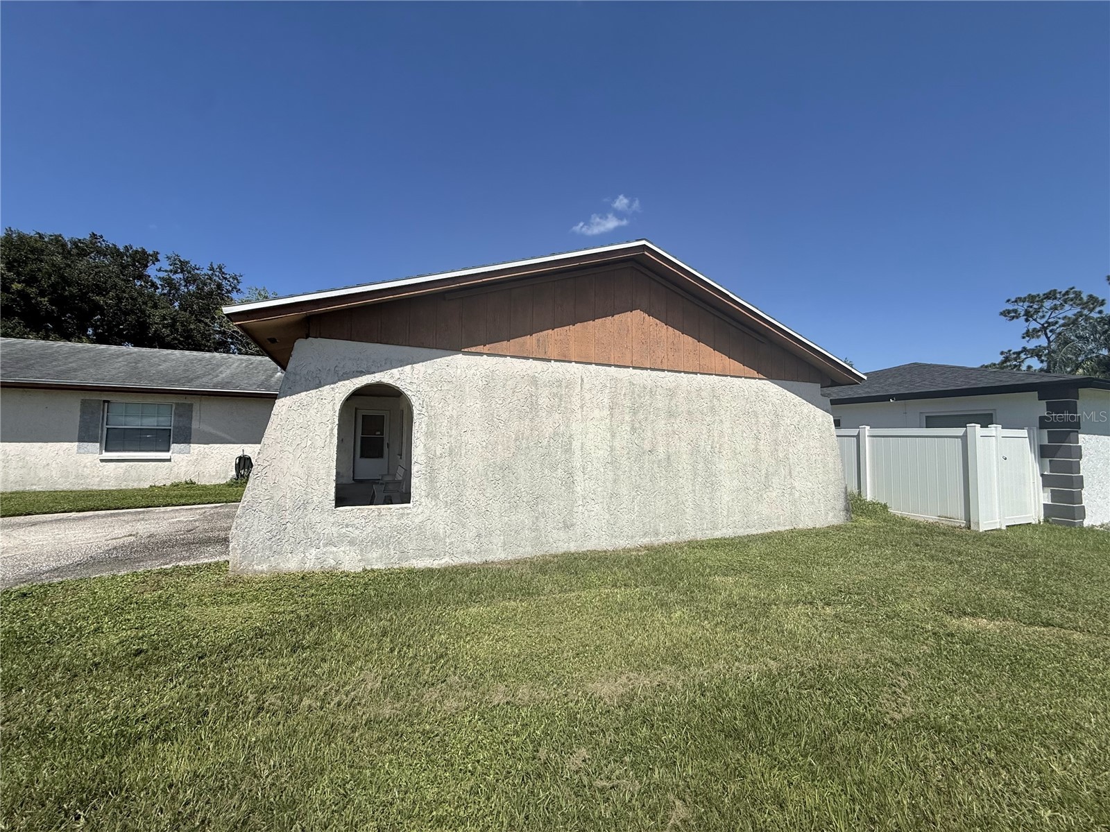 3609 CASABA Loop, Valrico, FL, 33596 — assumable VA mortgage at 3.79%