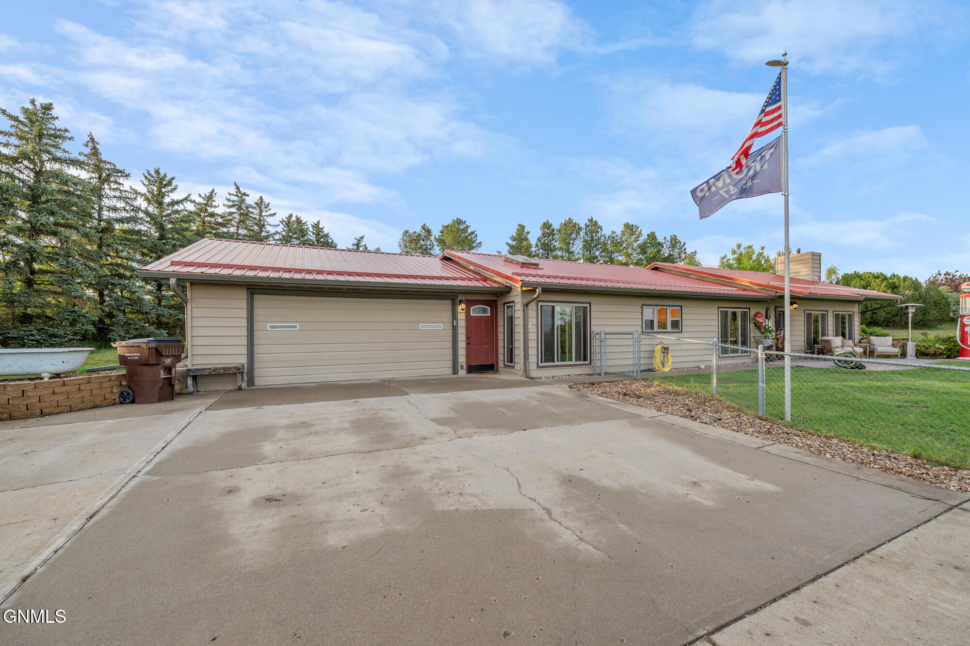 14063 48th Street, Williston, ND, 58801 — assumable FHA mortgage at 6.34%