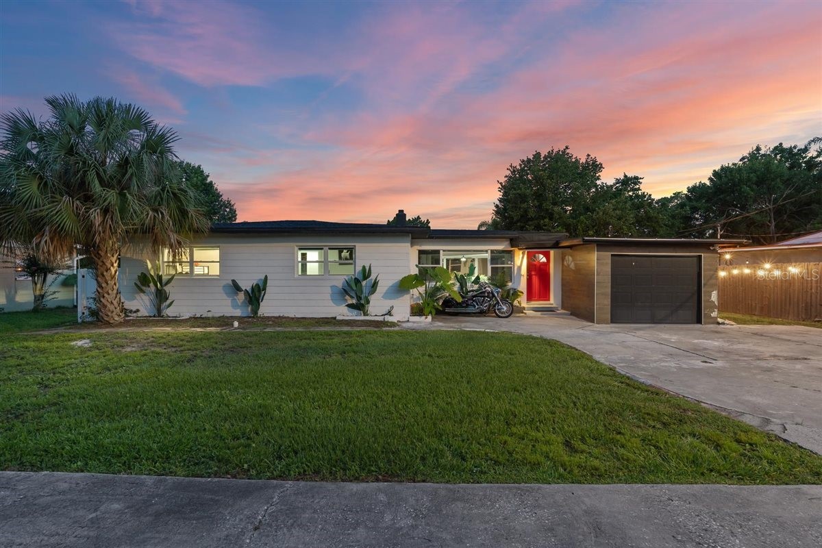 8120 GONDOLA Drive, Orlando, FL, 32809 — assumable FHA mortgage at 2.99%