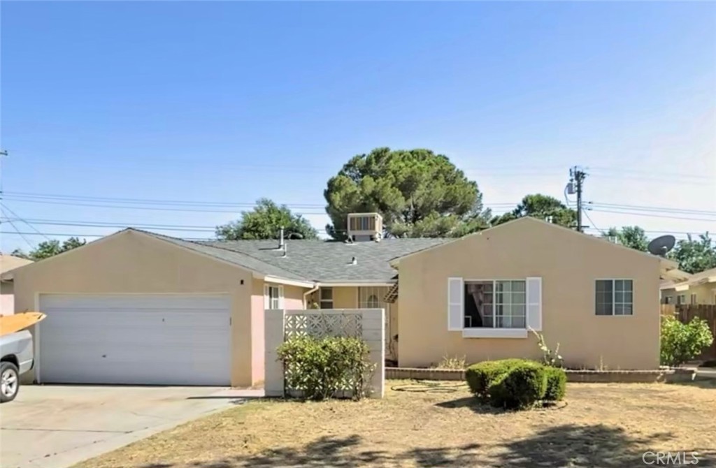 1406 Kettering, Lancaster, CA, 93534 — assumable FHA mortgage at 5.81%