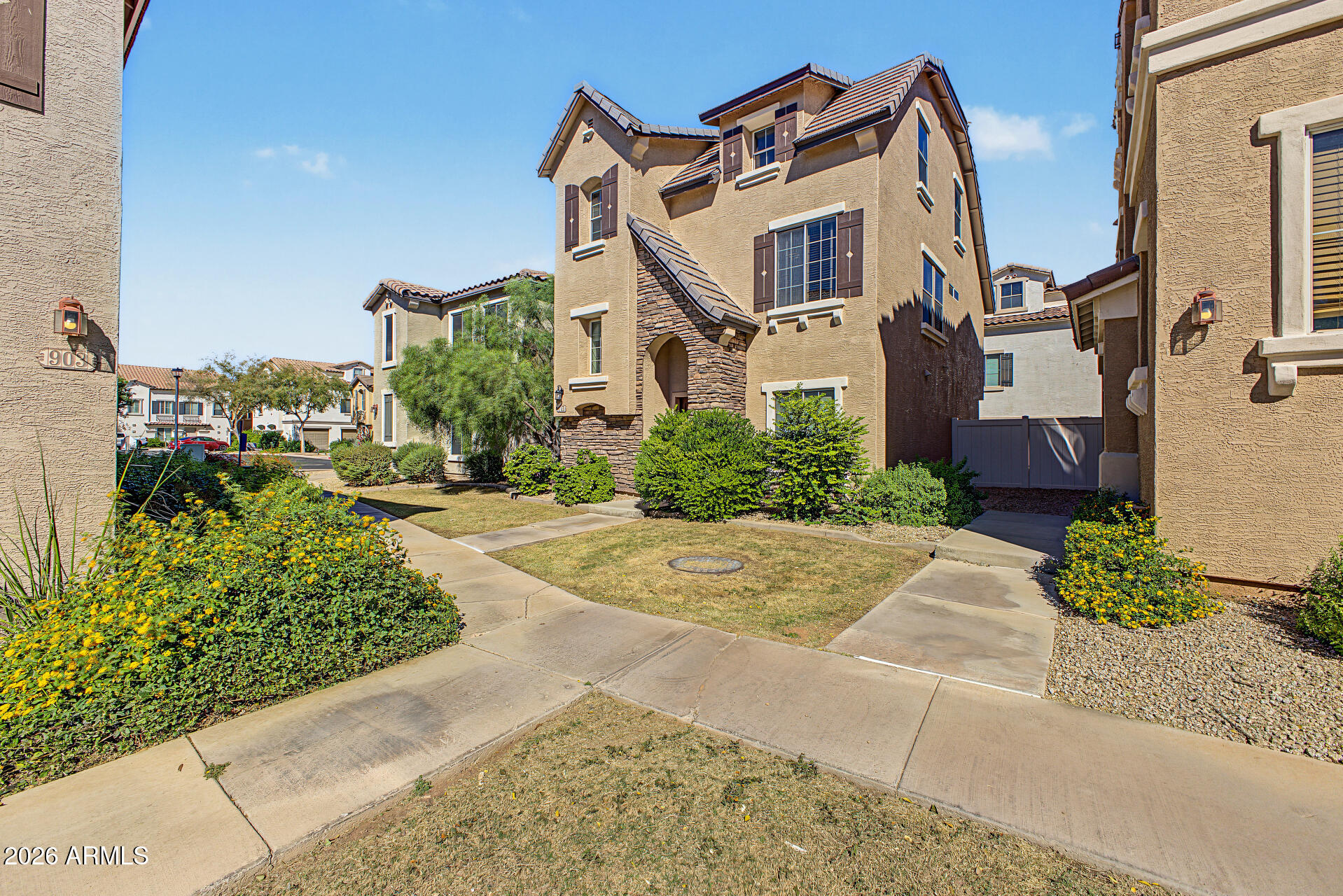 743 PORT Drive, Gilbert, AZ, 85233 — assumable VA mortgage at 3.26%