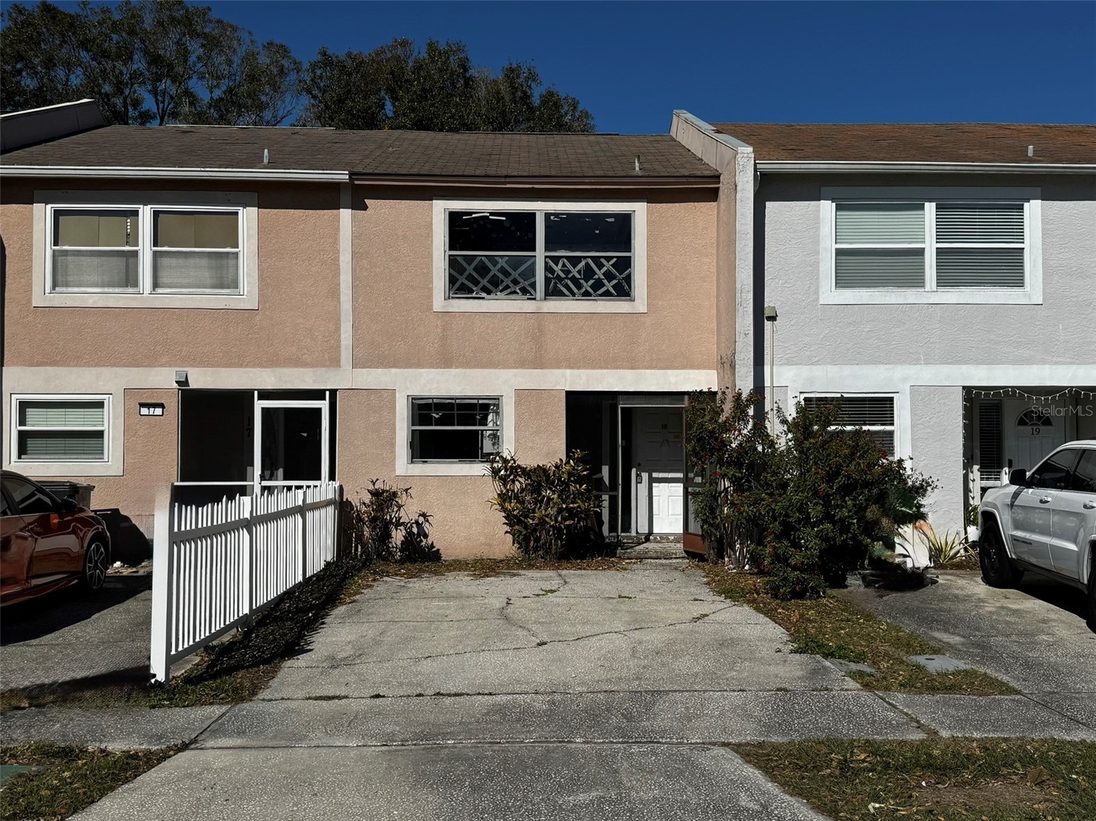 2811 PINES Drive #18, Largo, FL, 33771 — assumable FHA mortgage at 5.51%