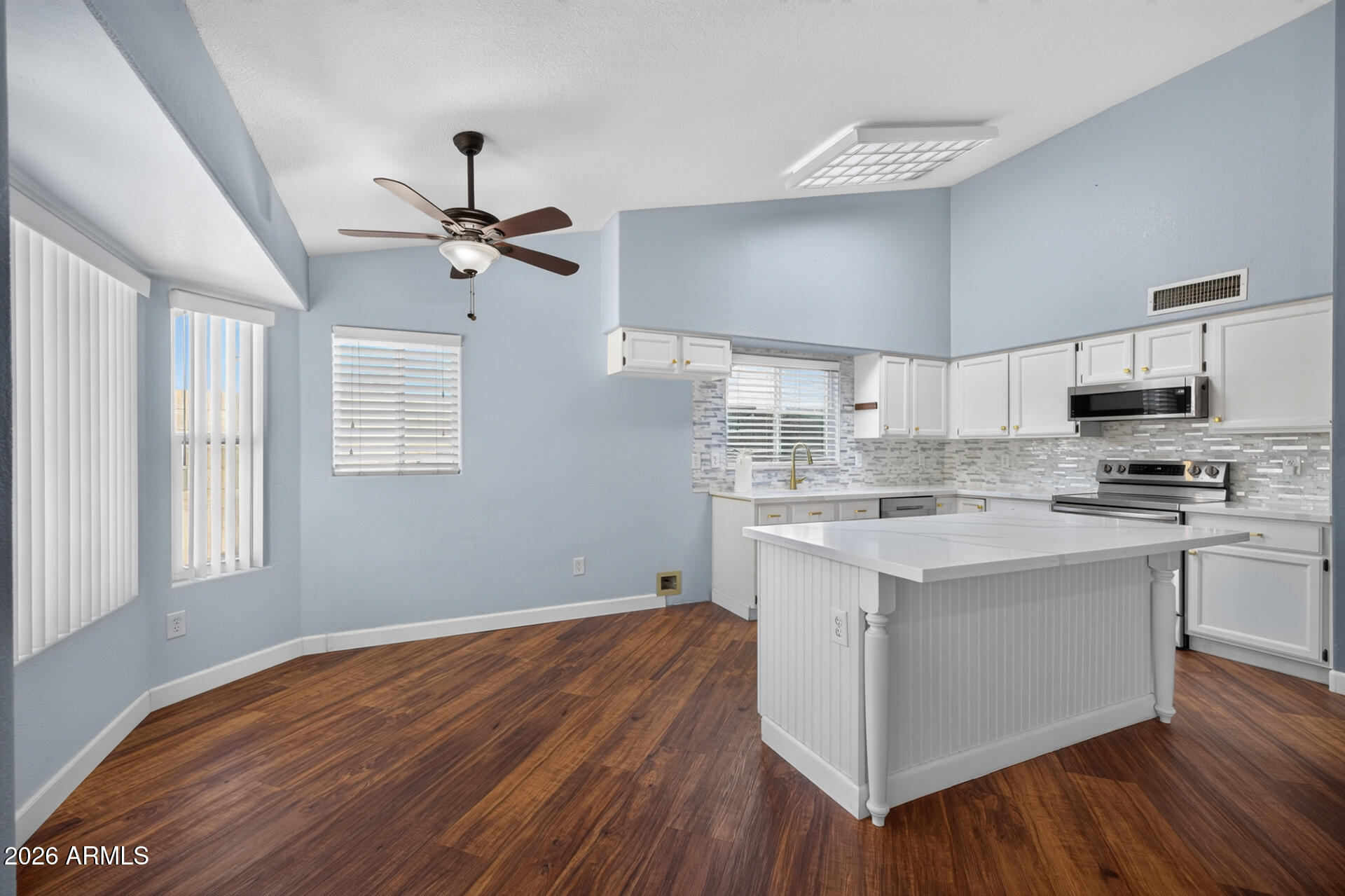 4338 DOUGLAS Avenue, Gilbert, AZ, 85234 — assumable FHA mortgage at 6.76%