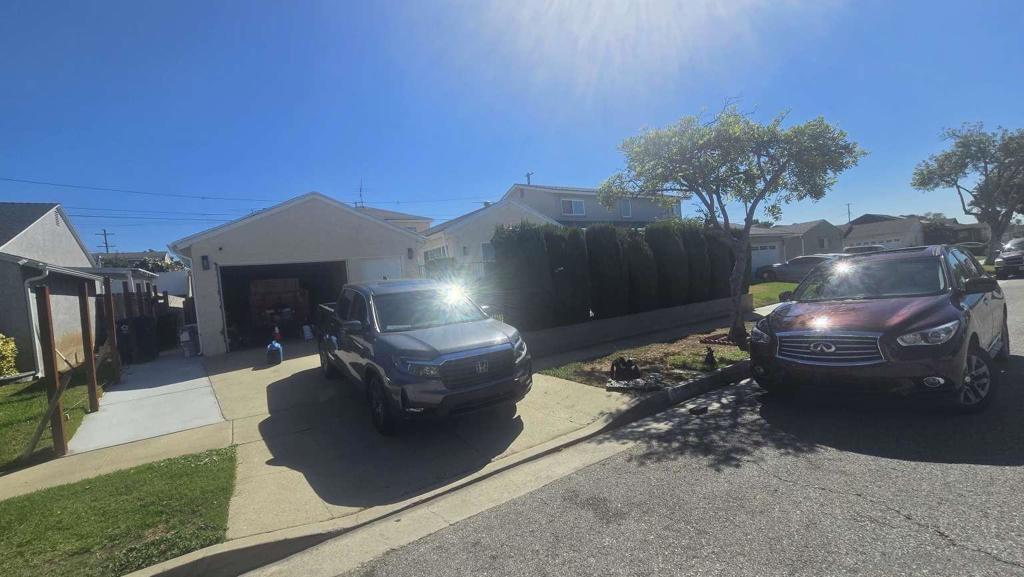 11612 Cimarron, Hawthorne, CA, 90250 — assumable FHA mortgage at 2.88%