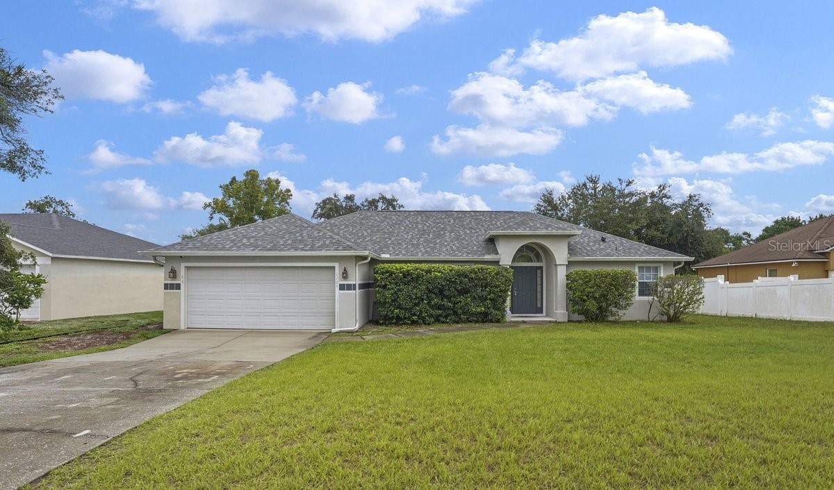 1725 HERNANDO Avenue, Deltona, FL, 32725 — assumable FHA mortgage at 3.22%
