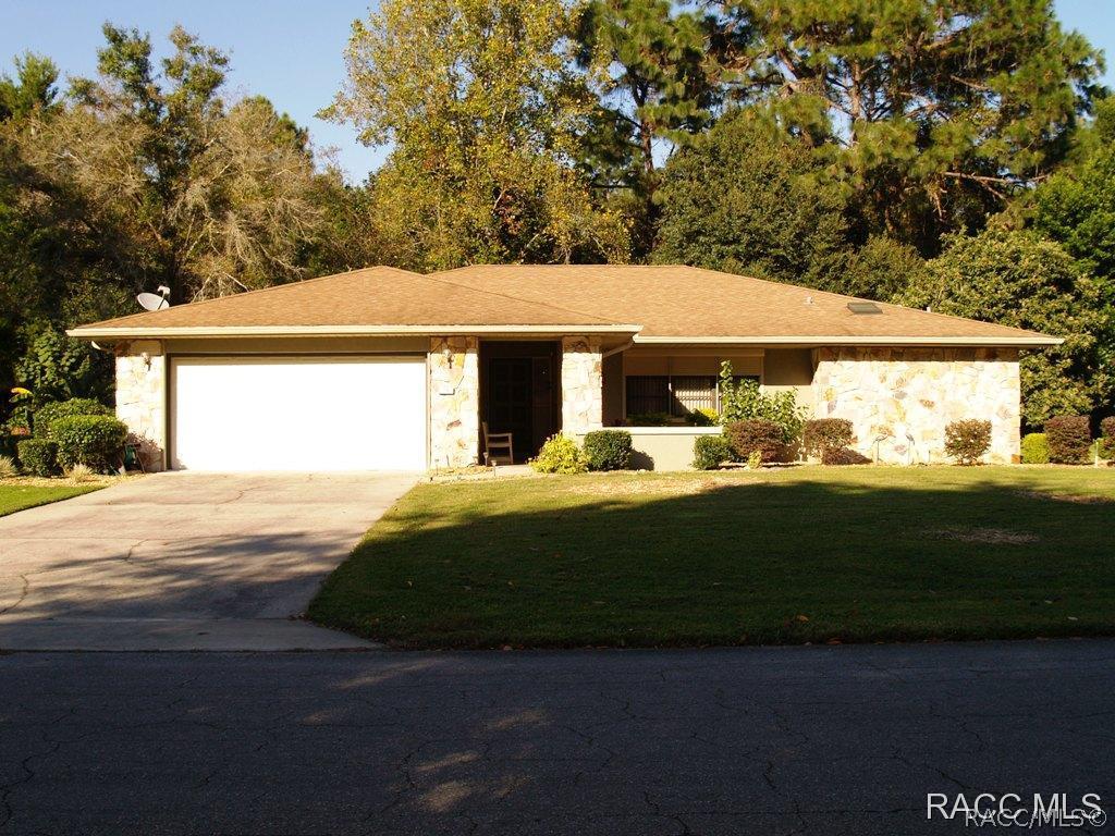 18 Foxgreen Court, Homosassa, FL, 34446 — assumable VA mortgage at 6.60%